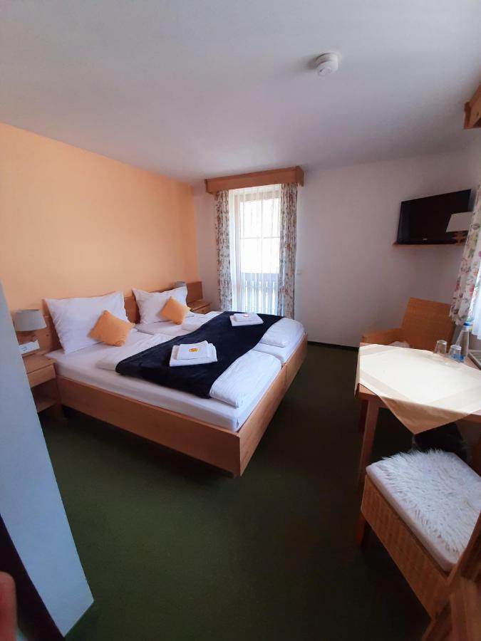 גוסוויינשטיין Hotel Landgasthof Frankenstern מראה חיצוני תמונה