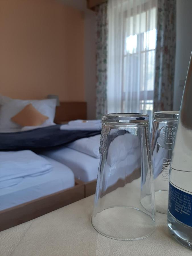 גוסוויינשטיין Hotel Landgasthof Frankenstern מראה חיצוני תמונה