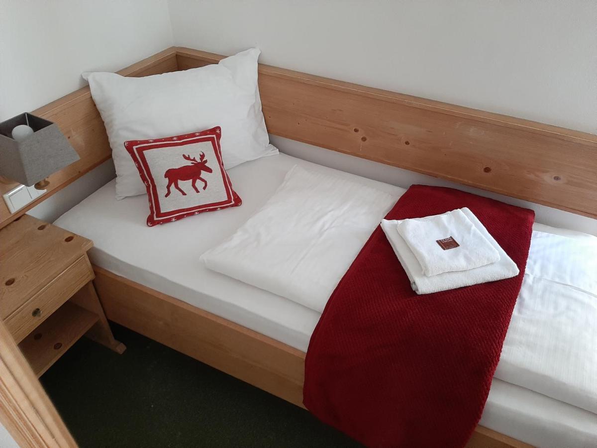 גוסוויינשטיין Hotel Landgasthof Frankenstern מראה חיצוני תמונה