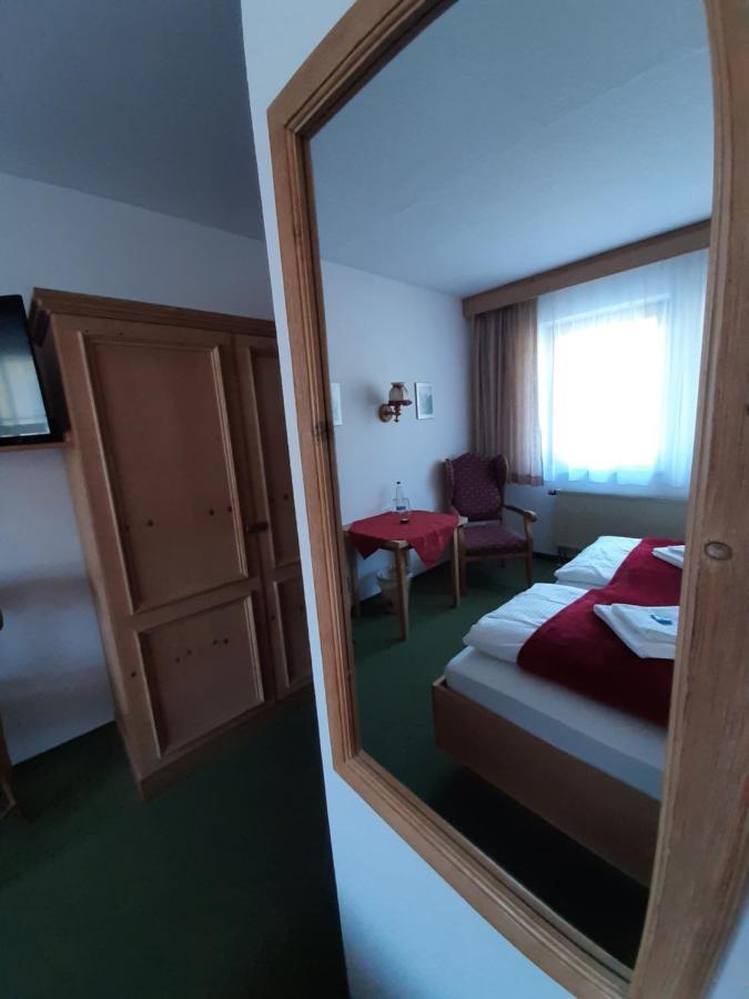 גוסוויינשטיין Hotel Landgasthof Frankenstern מראה חיצוני תמונה