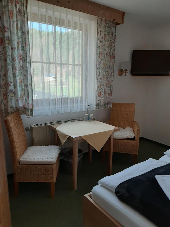 גוסוויינשטיין Hotel Landgasthof Frankenstern מראה חיצוני תמונה