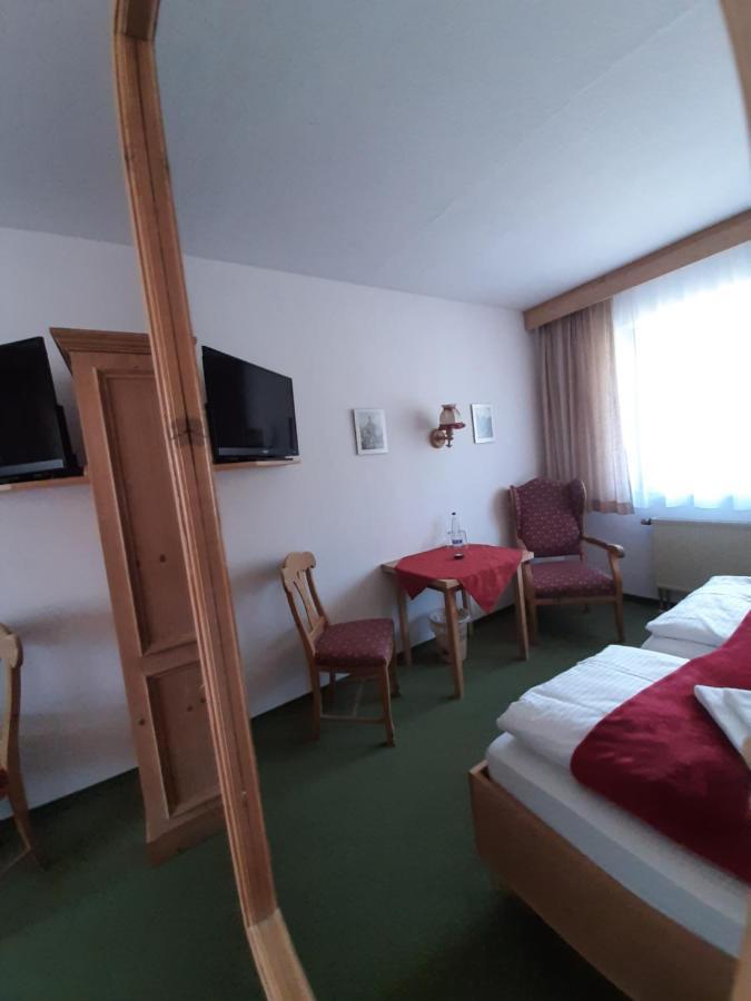 גוסוויינשטיין Hotel Landgasthof Frankenstern מראה חיצוני תמונה