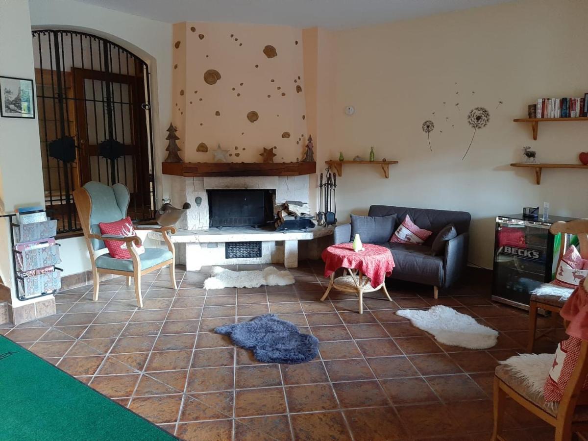 גוסוויינשטיין Hotel Landgasthof Frankenstern מראה חיצוני תמונה